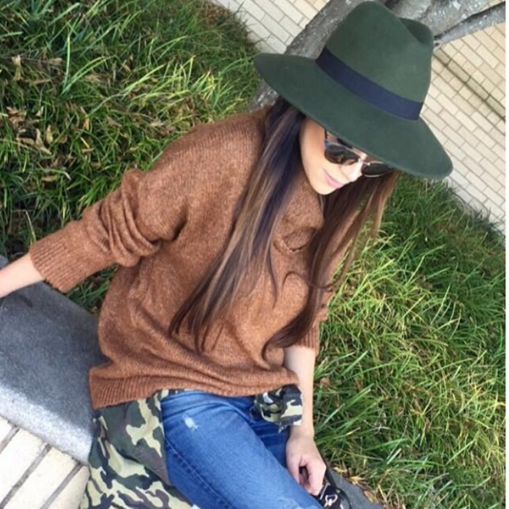 Green wool felt wide brim fedora